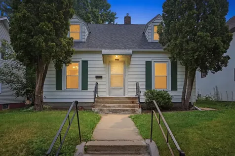 3318 Irving Avenue N Minneapolis MN 55412