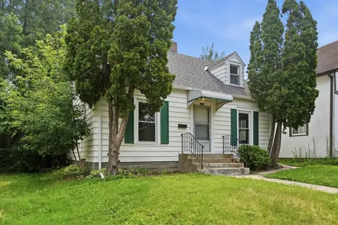 3318 Irving Avenue N Minneapolis MN 55412