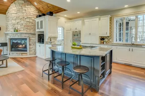 27 Pine Road North Oaks MN 55127