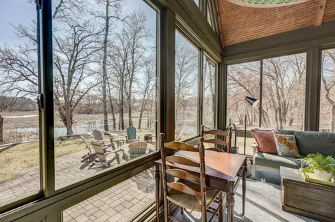 27 Pine Road North Oaks MN 55127