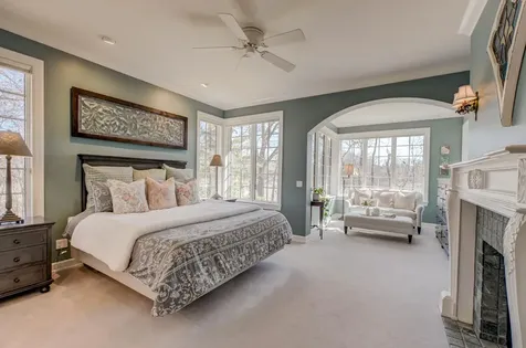 27 Pine Road North Oaks MN 55127