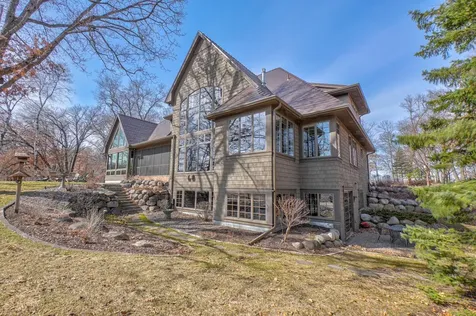 27 Pine Road North Oaks MN 55127