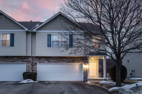 1758 Philipp Drive Shakopee MN 55379