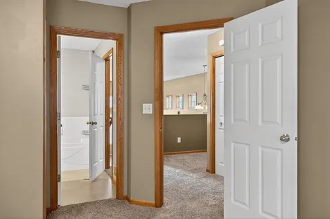1758 Philipp Drive Shakopee MN 55379