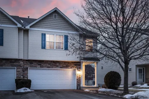 1758 Philipp Drive Shakopee MN 55379