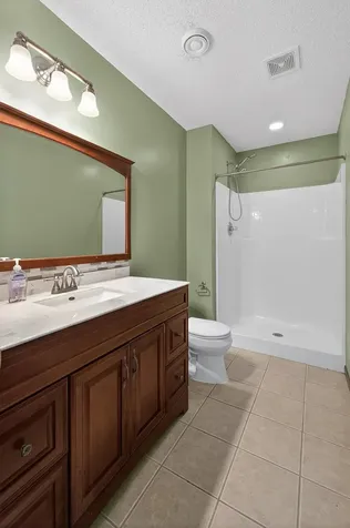 1758 Philipp Drive Shakopee MN 55379