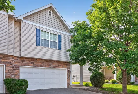 1758 Philipp Drive Shakopee MN 55379