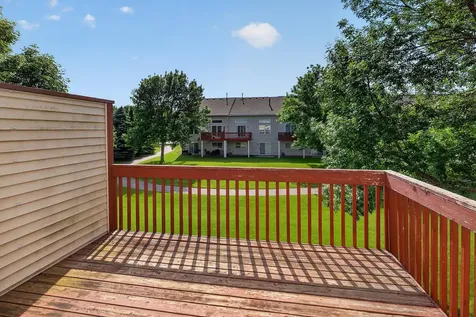 1758 Philipp Drive Shakopee MN 55379