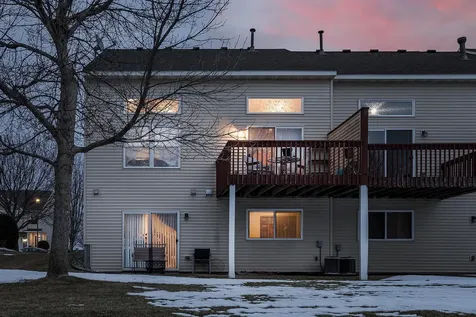 1758 Philipp Drive Shakopee MN 55379