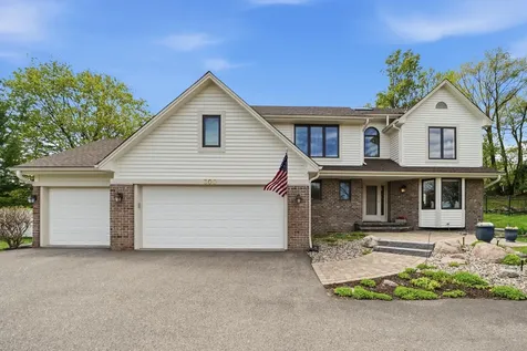 300 Trappers Pass Chanhassen MN 55317