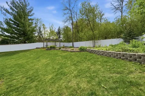 300 Trappers Pass Chanhassen MN 55317