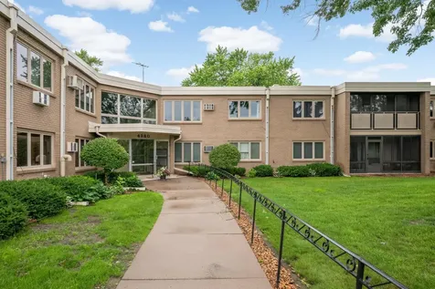 4380 Brookside Court Edina MN 55436