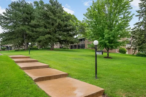 4380 Brookside Court Edina MN 55436