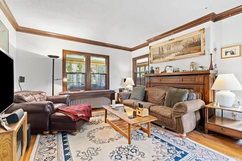 504 Mississippi River Boulevard S Saint Paul MN 55116