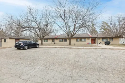 315 E Main Street Cyrus MN 56323