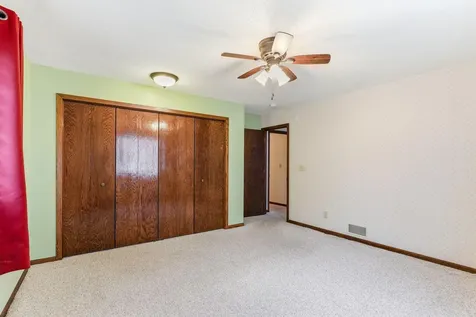 2291 Rockwood Avenue Saint Paul MN 55116