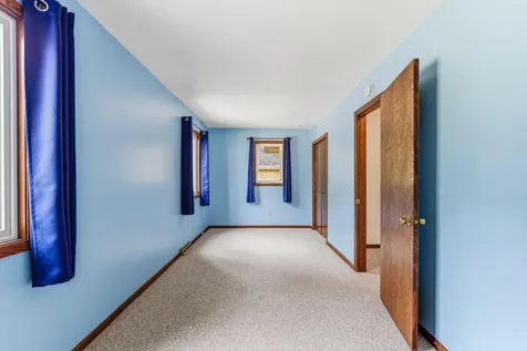2291 Rockwood Avenue Saint Paul MN 55116