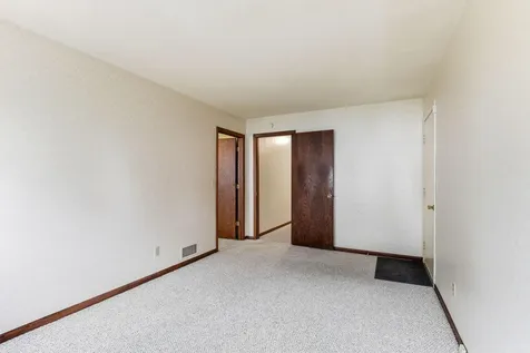 2291 Rockwood Avenue Saint Paul MN 55116