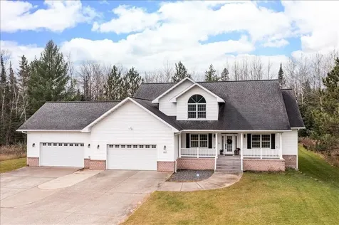 1517 Mayon Way Cloquet MN 55720