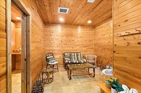 1517 Mayon Way Cloquet MN 55720