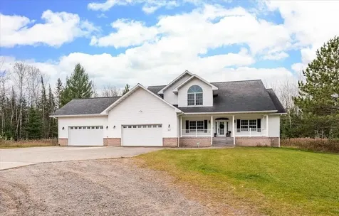 1517 Mayon Way Cloquet MN 55720