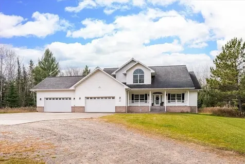 1517 Mayon Way Cloquet MN 55720