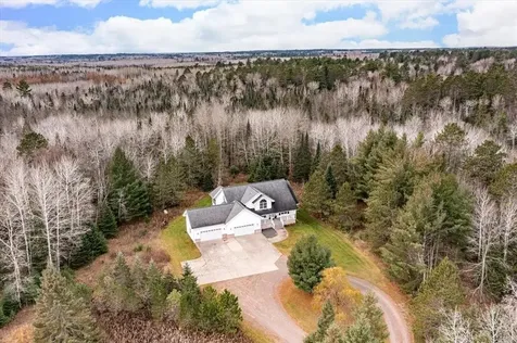 1517 Mayon Way Cloquet MN 55720