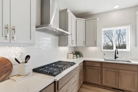 976 Kama Avenue NE Hanover MN 55341