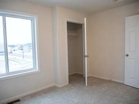 6704 Meadow View Drive S Fargo ND 58104