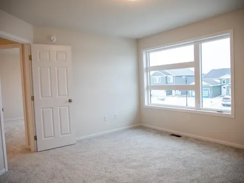 6704 Meadow View Drive S Fargo ND 58104