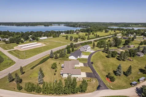 20623 County Highway 21 Detroit Lakes MN 56501