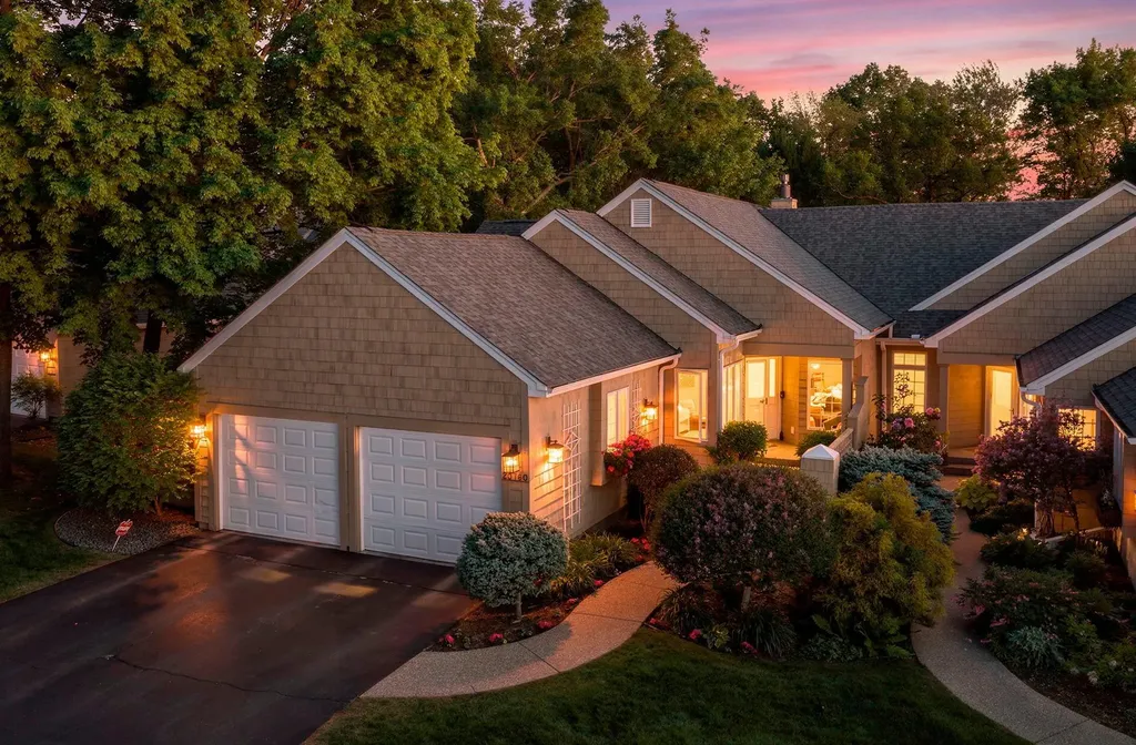 23760 Lawtonka Drive Excelsior MN 55331