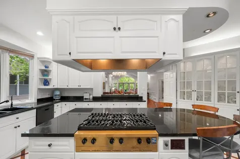 23760 Lawtonka Drive Excelsior MN 55331