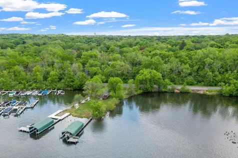 23760 Lawtonka Drive Excelsior MN 55331
