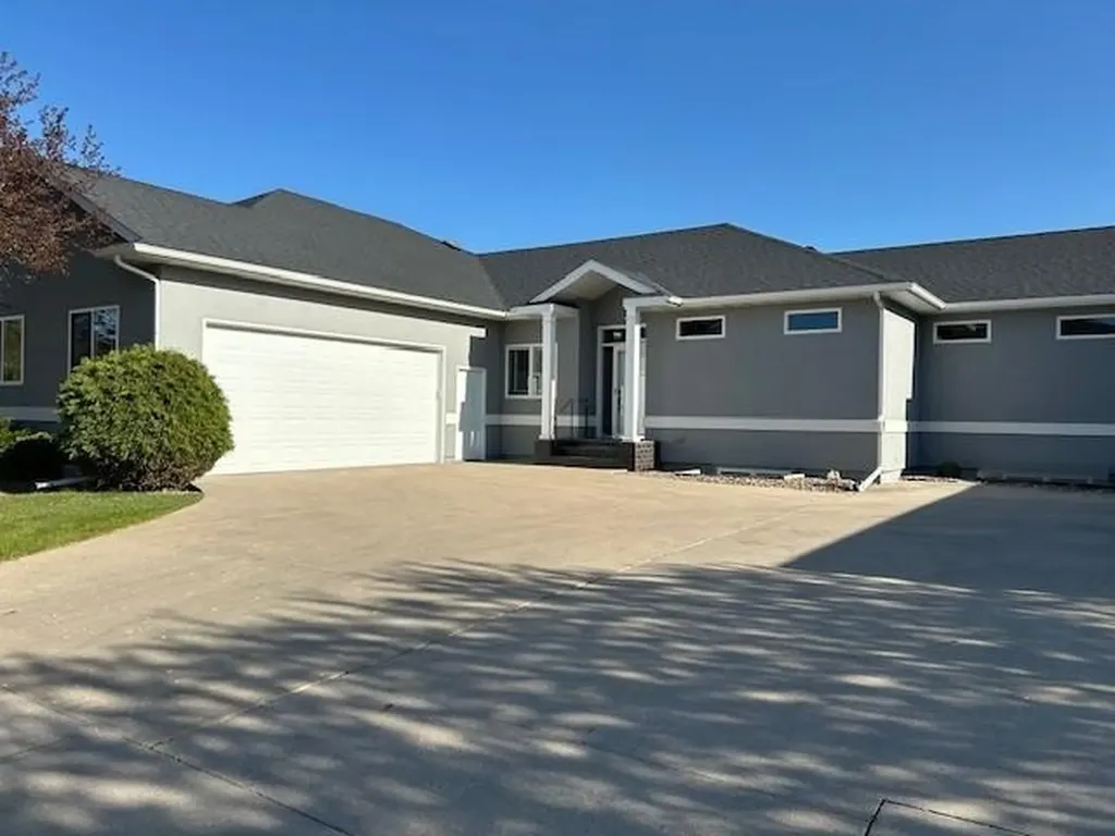 715 Northridge Way West Fargo ND 58078