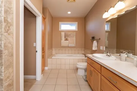 715 Northridge Way West Fargo ND 58078