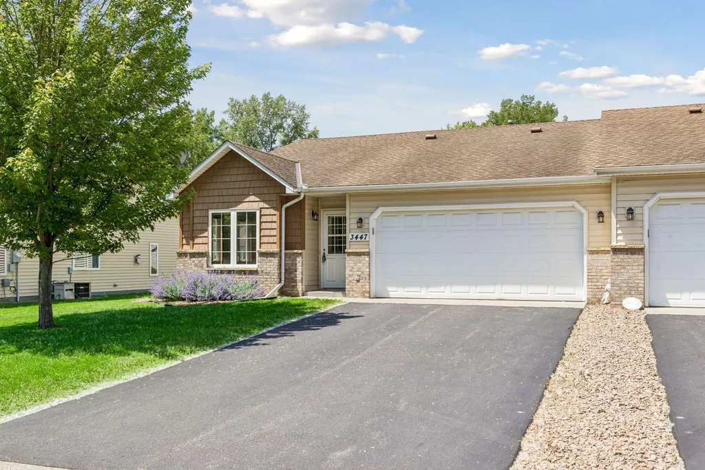 3447 Valento Circle Vadnais Heights MN 55127