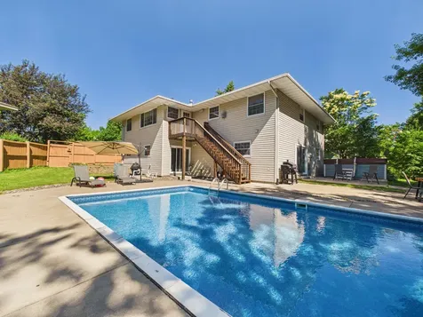 4340 Rustic Place Shoreview MN 55126