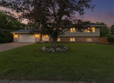 4340 Rustic Place Shoreview MN 55126