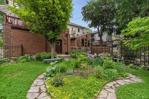 4904 Thomas Avenue S Minneapolis MN 55410