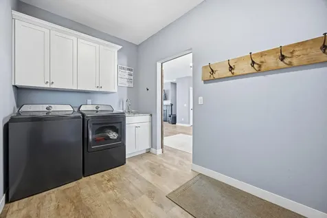 1465 Shawnas Place S Fargo ND 58104