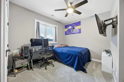 1465 Shawnas Place S Fargo ND 58104
