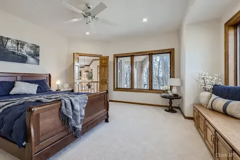 4 W Bay Lane North Oaks MN 55127