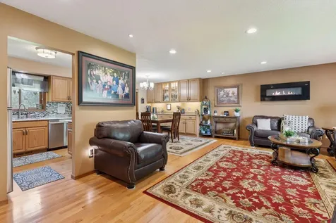 9217 W River Road Brooklyn Park MN 55444