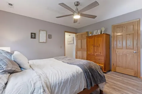 9217 W River Road Brooklyn Park MN 55444