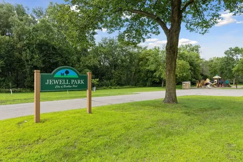 9217 W River Road Brooklyn Park MN 55444