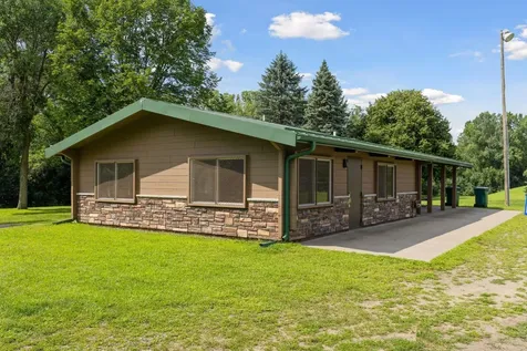 9217 W River Road Brooklyn Park MN 55444