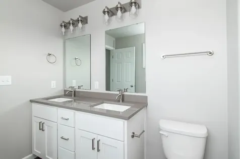 6826 Thomas Street Horace ND 58047