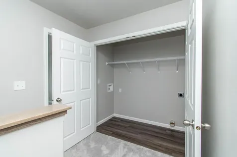 6826 Thomas Street Horace ND 58047