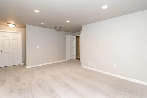 6826 Thomas Street Horace ND 58047